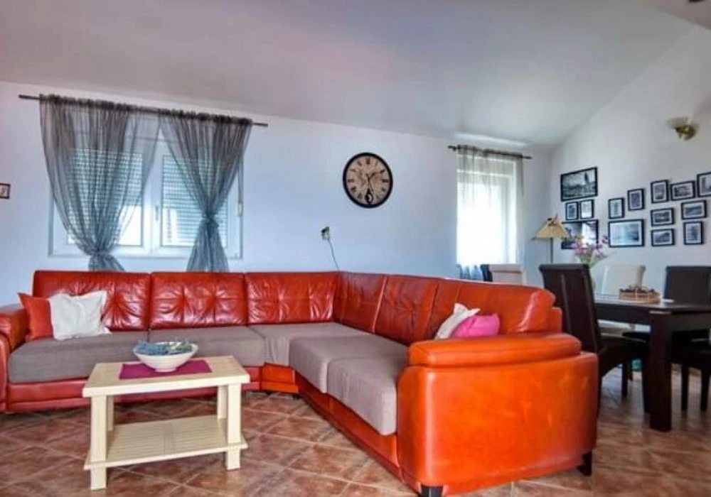 Apartments for sale 3 rooms, 100 m². Dobrota. 