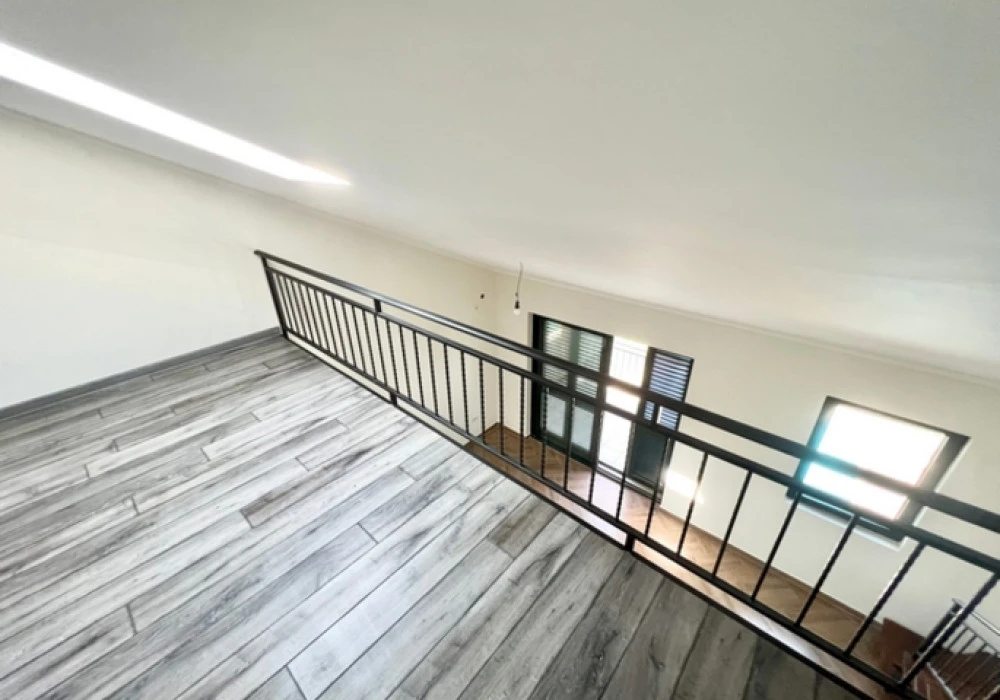 Stan na prodaju 2 собе, 102 m². Tivat. 