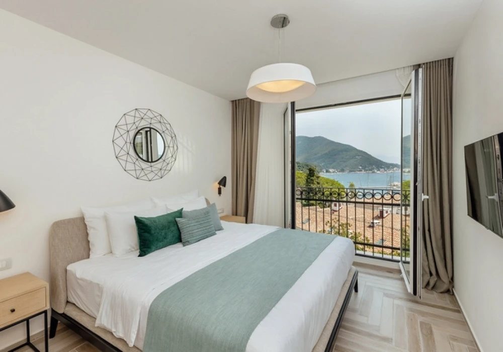 Stan na prodaju 2 собе, 115 m². Herceg Novi. 