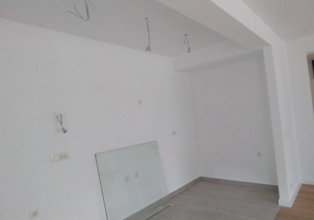 Apartments for sale 2 rooms, 136 m². Kotor. 