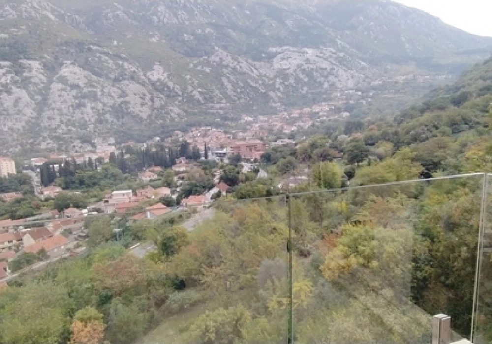 Stan na prodaju 2 собе, 136 m². Kotor. 