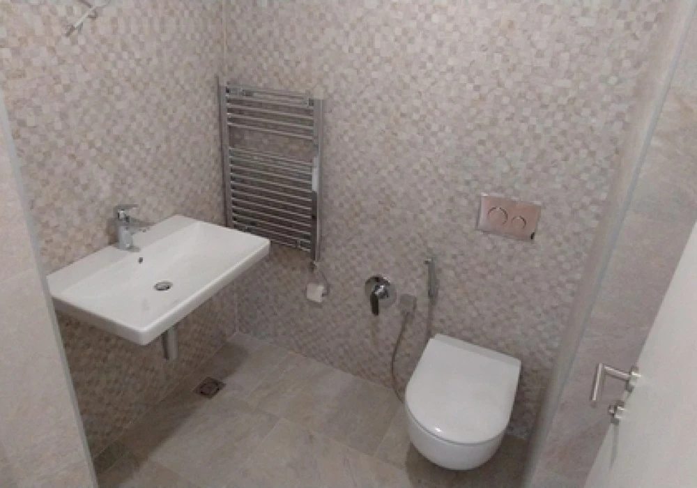 Apartments for sale 2 rooms, 136 m². Kotor. 