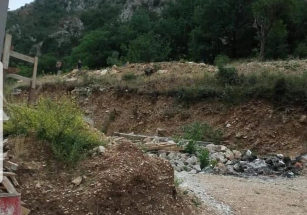 Land for sale for residential construction. Kotor. 