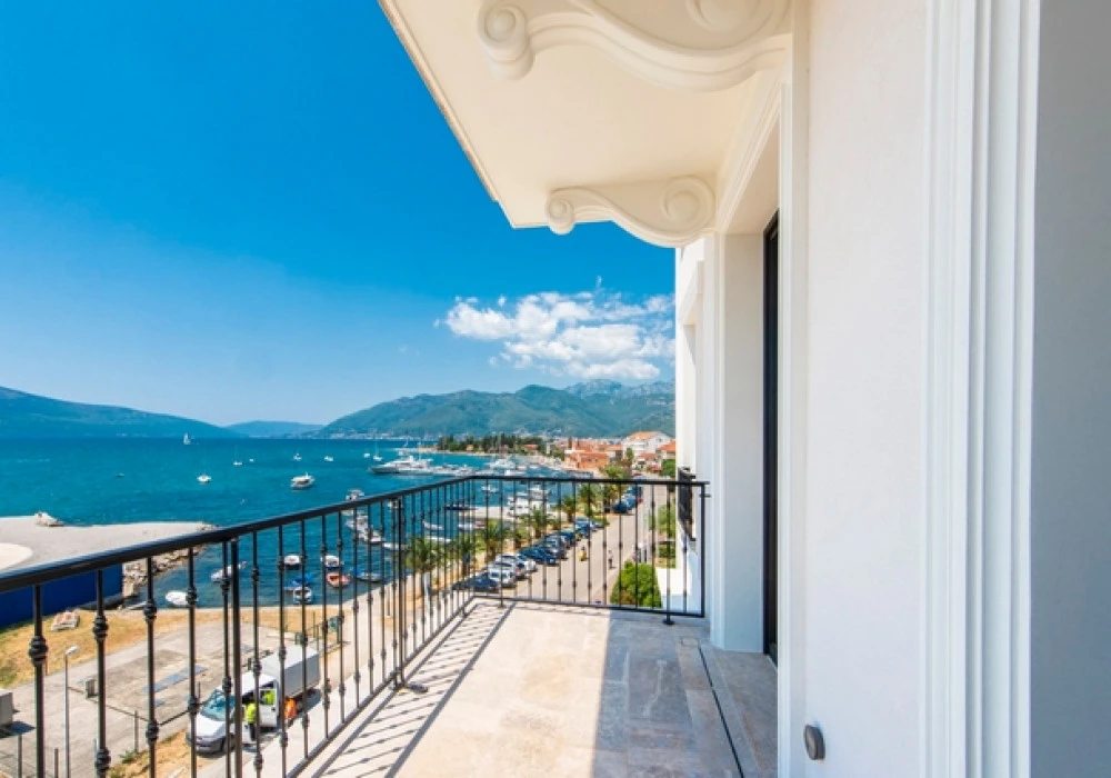 Apartments for sale 67 m². Tivat. 