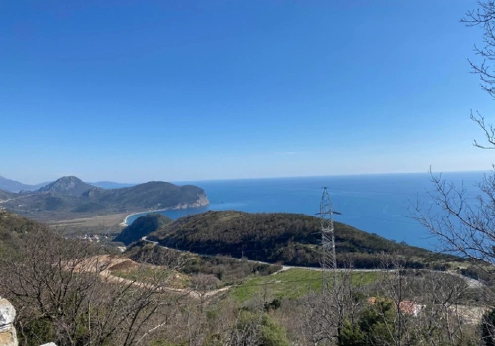 Land for sale for residential construction 5914 m². Budva. 