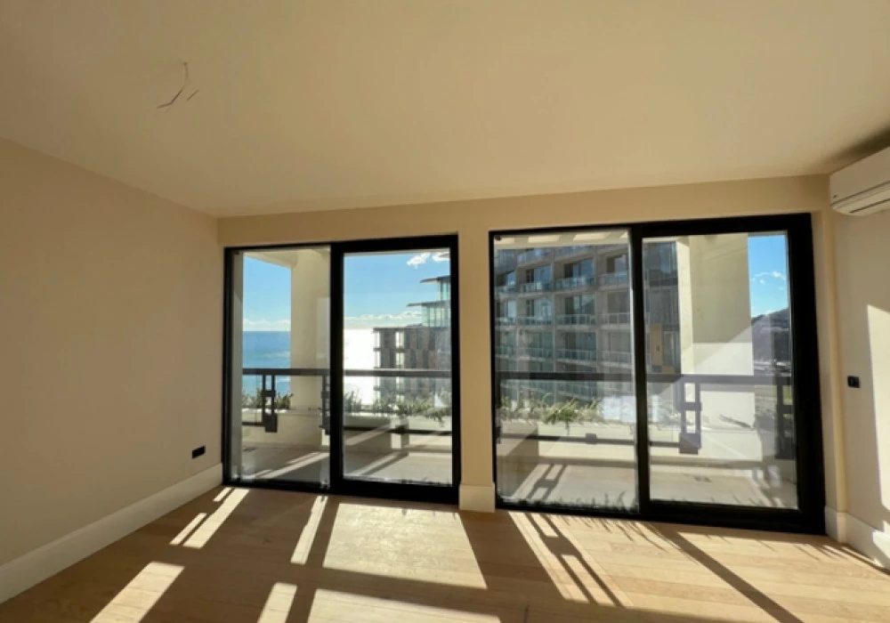 Apartments for sale 2 rooms, 113 m². Becici. 