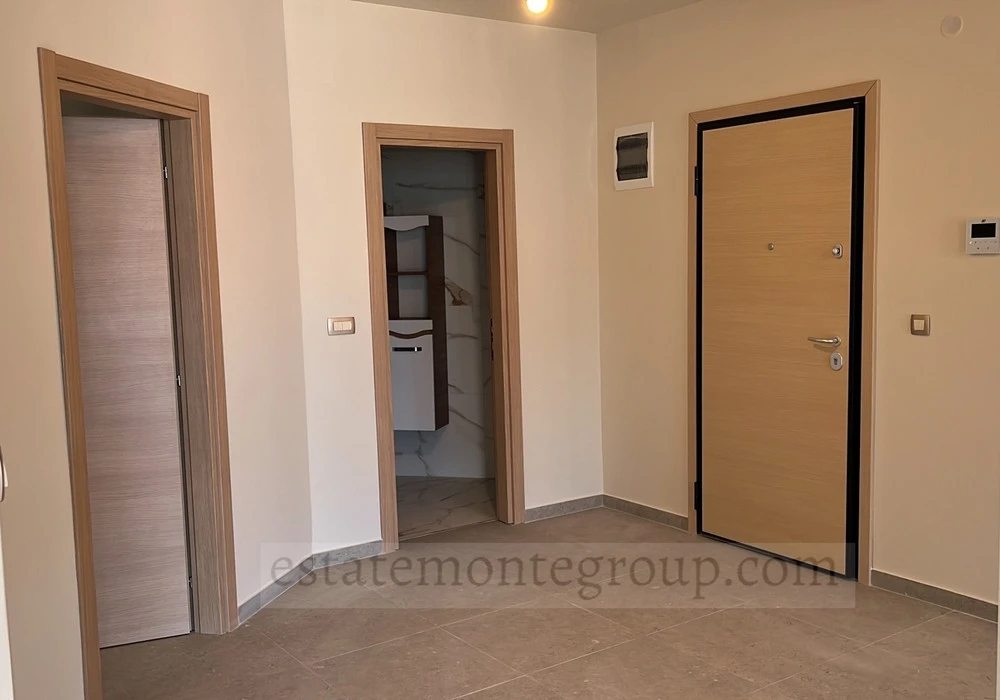 Apartments for sale 74 m². Dobrota. 