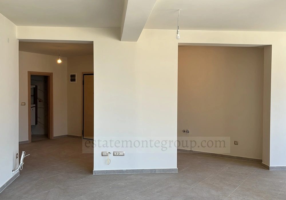 Apartments for sale 74 m². Dobrota. 