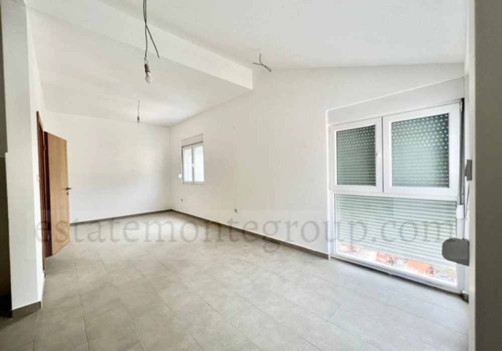 Apartments for sale 2 rooms, 72 m². Herceg Novi. 