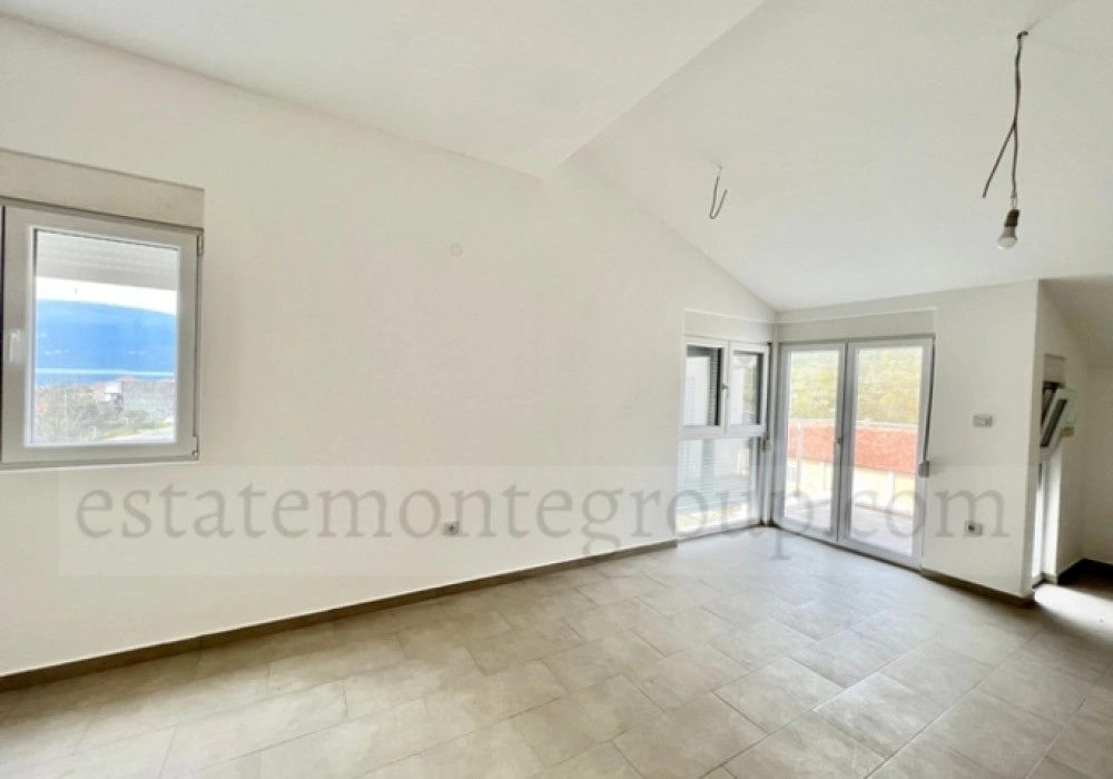 Apartments for sale 2 rooms, 72 m². Herceg Novi. 