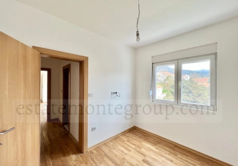 Stan na prodaju 2 собе, 72 m². Herceg Novi. 