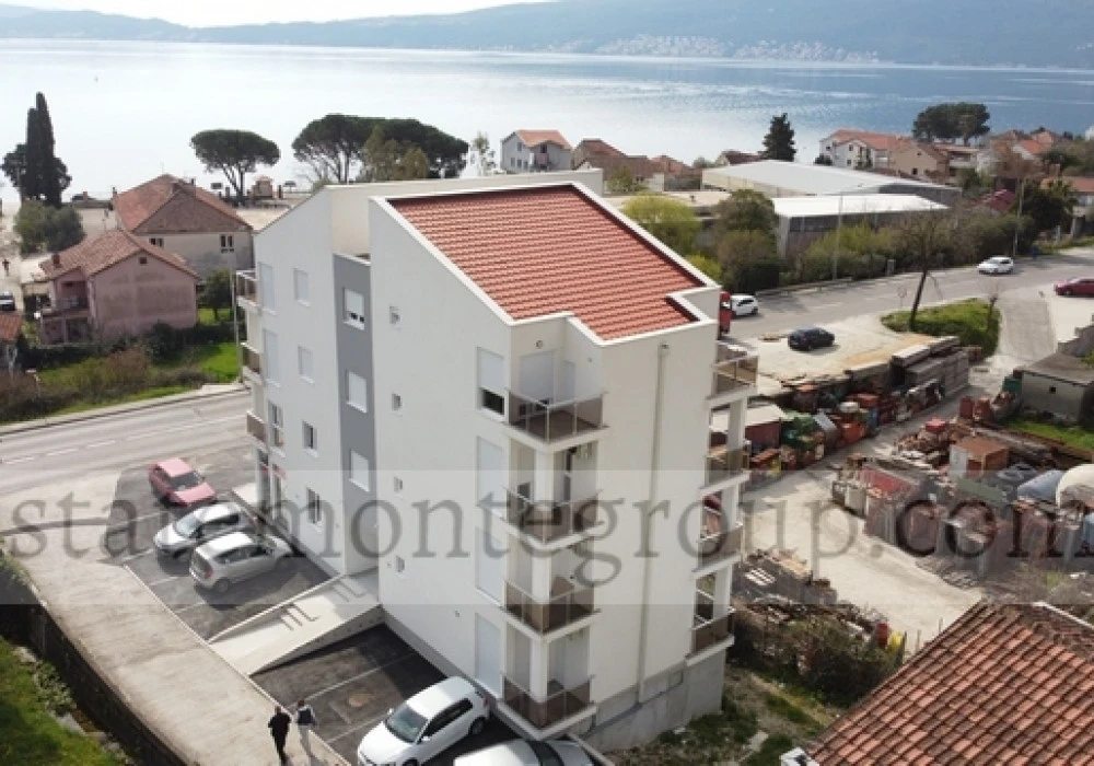 Stan na prodaju 2 собе, 72 m². Herceg Novi. 