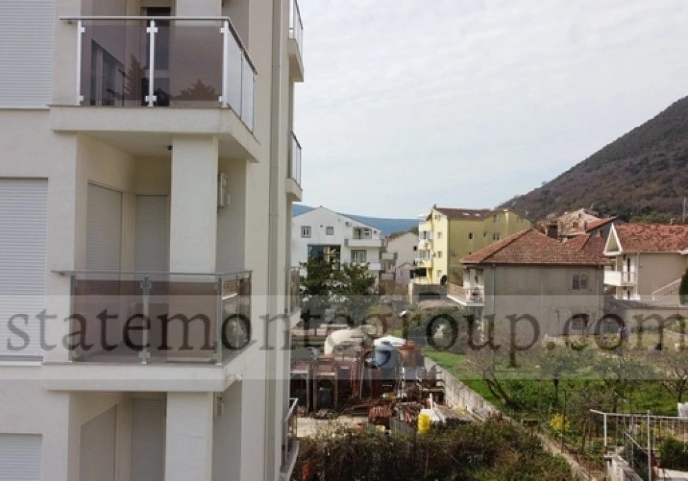 Apartments for sale 2 rooms, 72 m². Herceg Novi. 