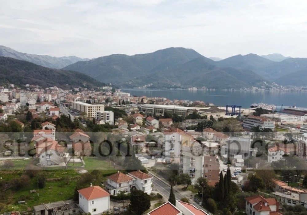 Apartments for sale 2 rooms, 72 m². Herceg Novi. 