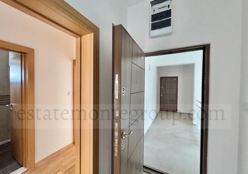 Apartments for sale 2 rooms, 72 m². Herceg Novi. 