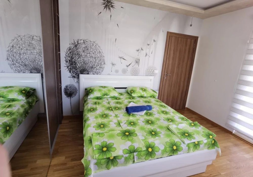 Stan na prodaju 2 собе, 67 m². Dobrota. 